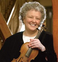 Monica Huggett_Torsten Kjellstrand(2.8in)